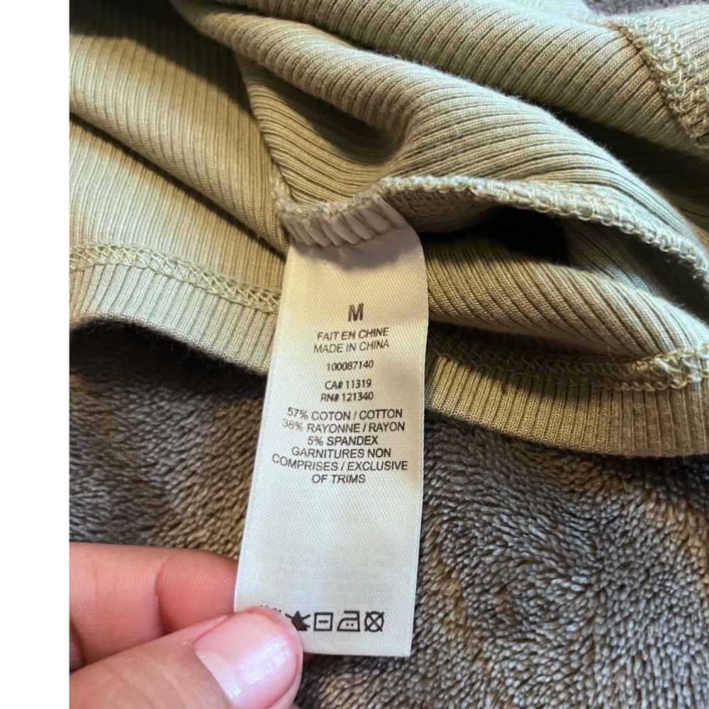 Garage Sage Green Ribbed Graphic Crop Top Long Sleeve Vintage Market Medium - Picture 2 of 4